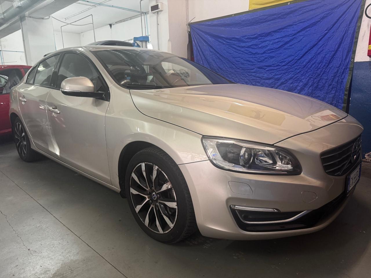 Volvo S60 D3 Geartronic Summum