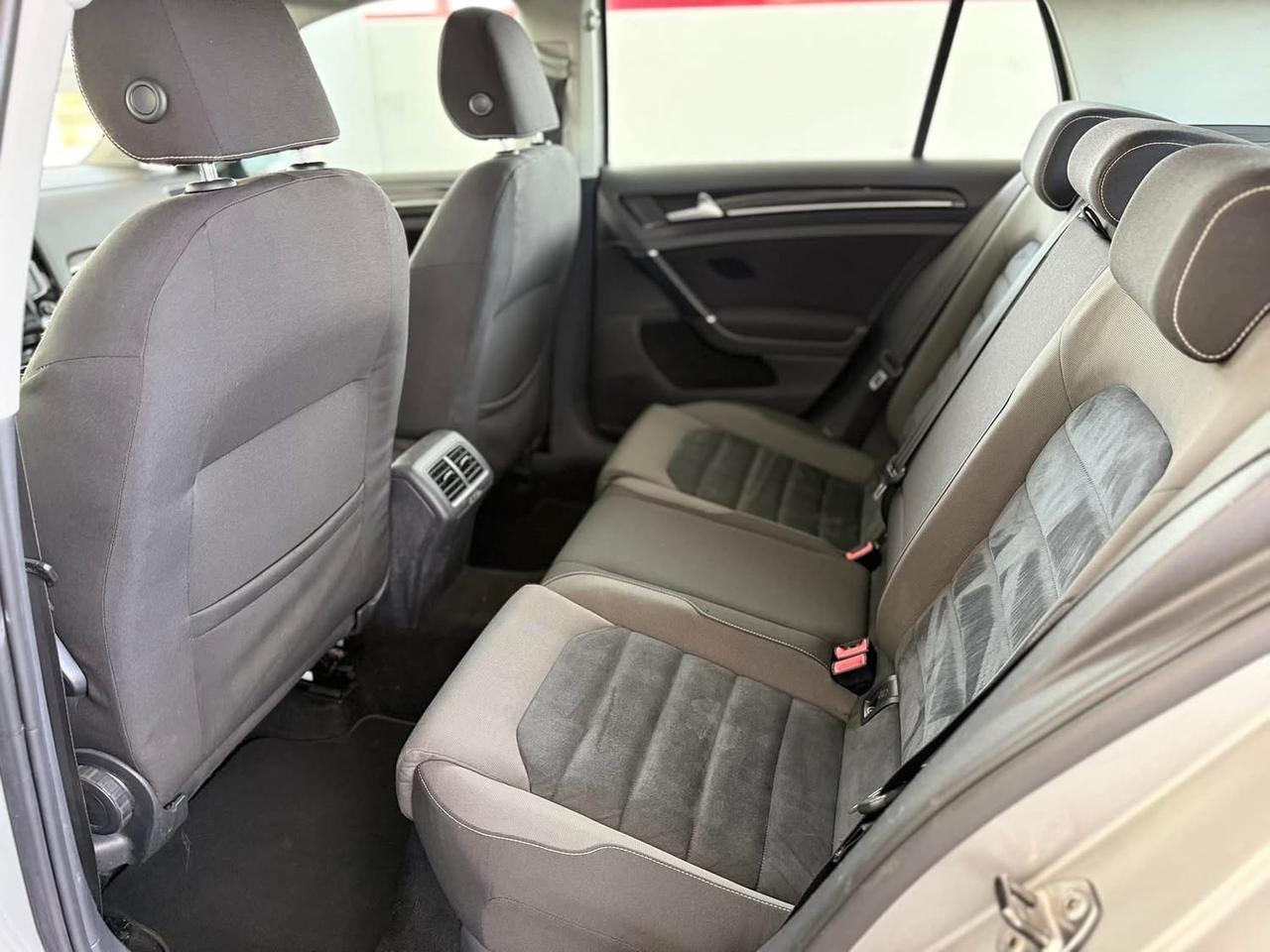 Volkswagen Golf 1.6 TDI 5p. 105cv