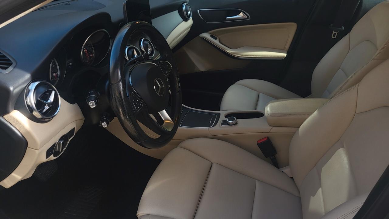 Mercedes-benz GLA 200 d Automatic Sport