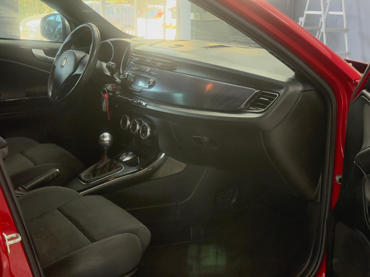 Alfa Romeo Giulietta 2.0 JTDm-2 140 CV Exclusive