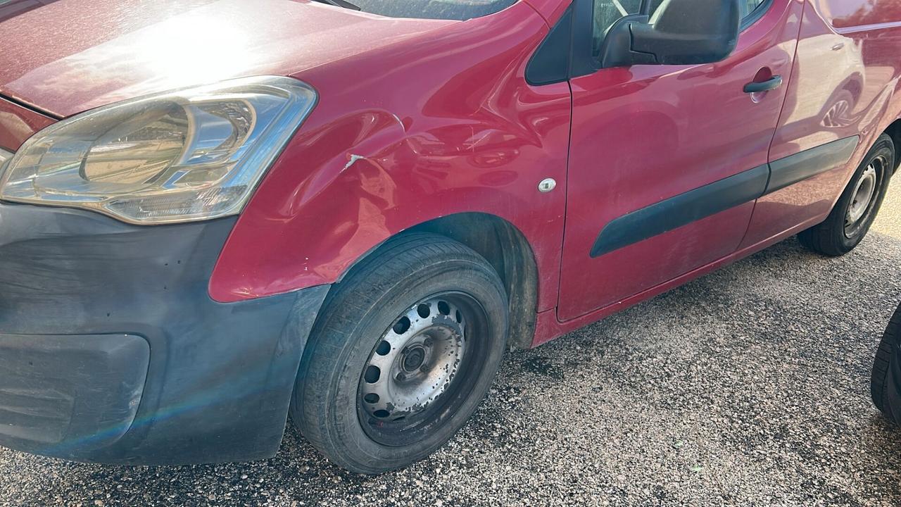 Citroen Berlingo 1.6 HDi 90 Van 3 posti Club L1