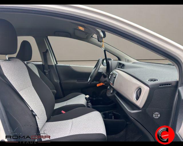 TOYOTA Yaris 1.3 5 porte Lounge