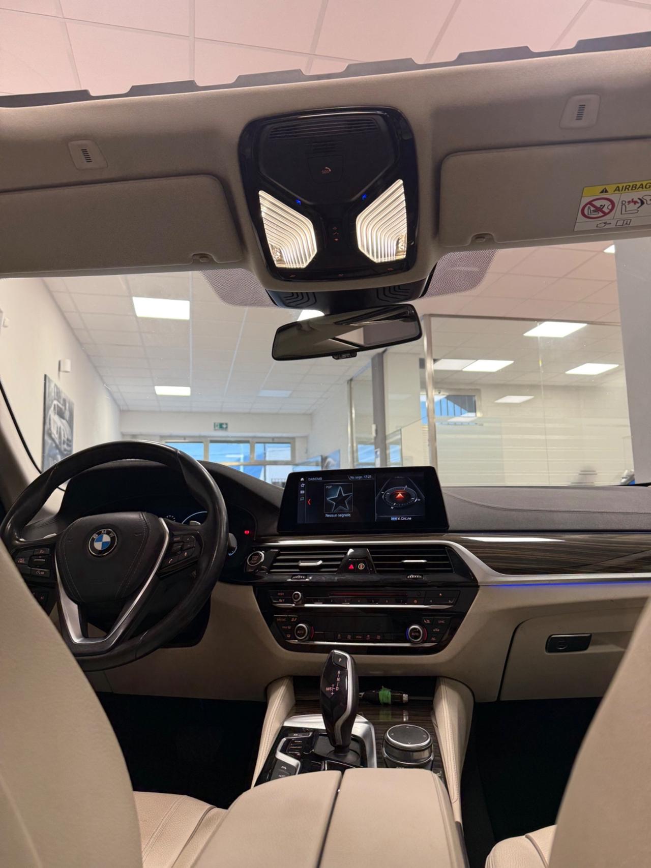 Bmw 520 520d xDrive Luxury