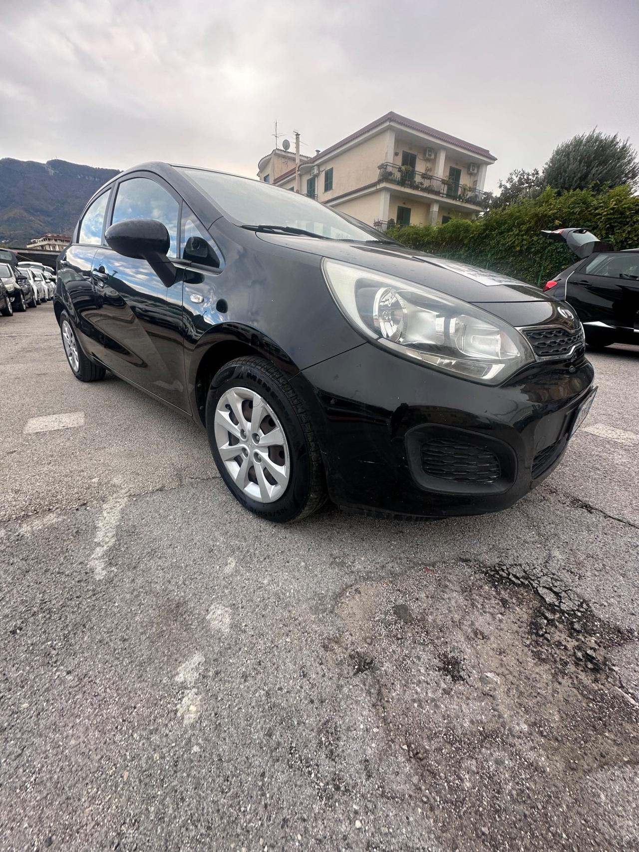 Kia Rio 1.1 CRDi 5p. Cool