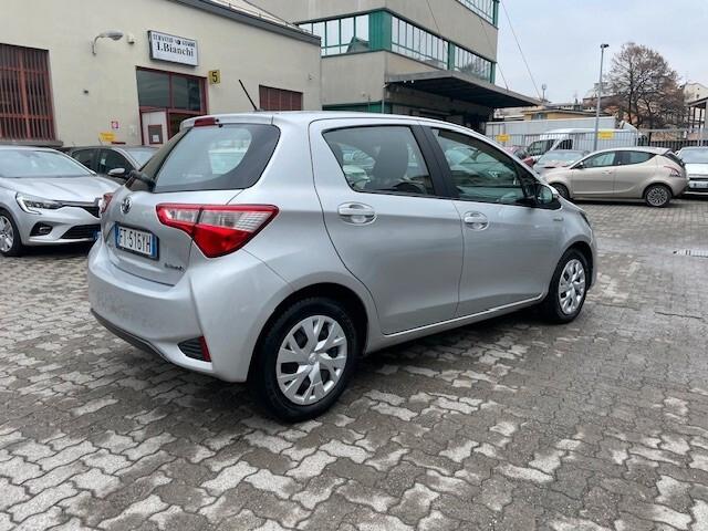 Toyota Yaris 1.5 Hybrid 5 porte Business