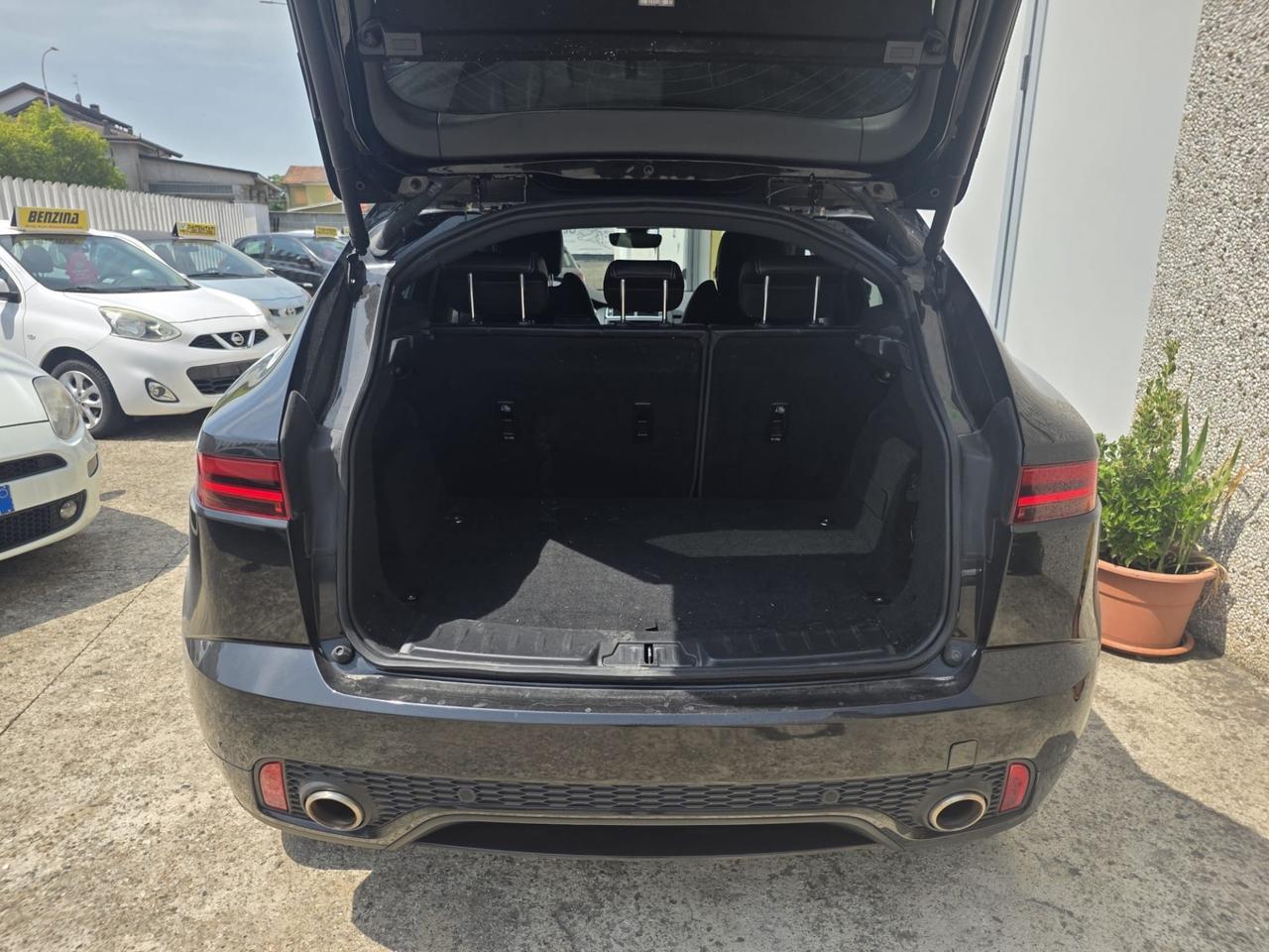 Jaguar E-Pace 2.0 249 CV AWD aut. R-Dynamic