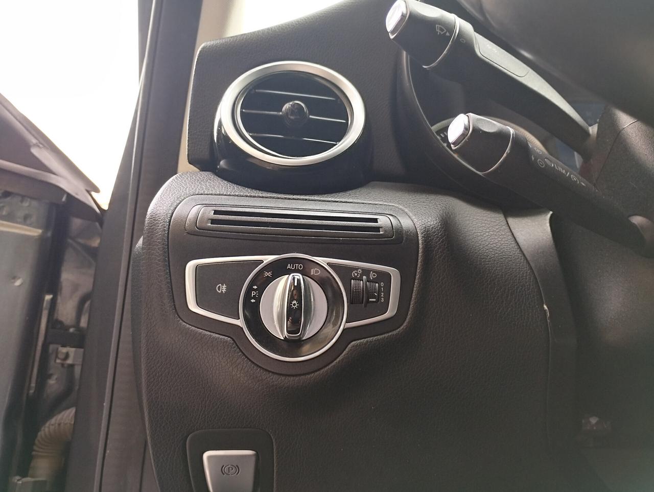 Mercedes-benz C 180 d Auto Exclusive