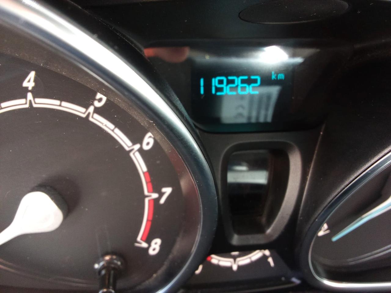 FORD FIESTA 1,0 BZ 100 CV ECOBOOST BUSINESS 5P