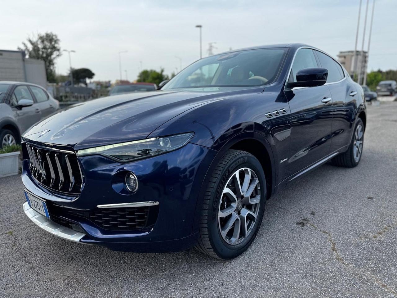 MASERATI Levante V6 430 CV S AWD Granlusso