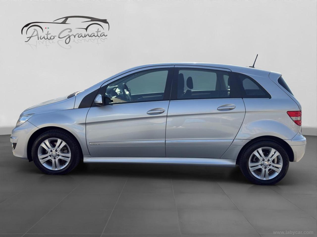 MERCEDES-BENZ B 180 CDI Premium