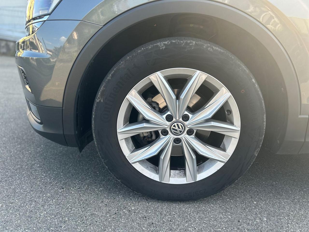 Volkswagen Tiguan Advanced 2.0 TDI #6541