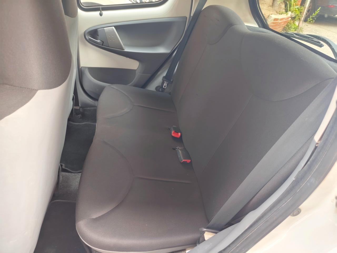 Toyota Aygo 1.0 12V VVT-i 5 porte Active