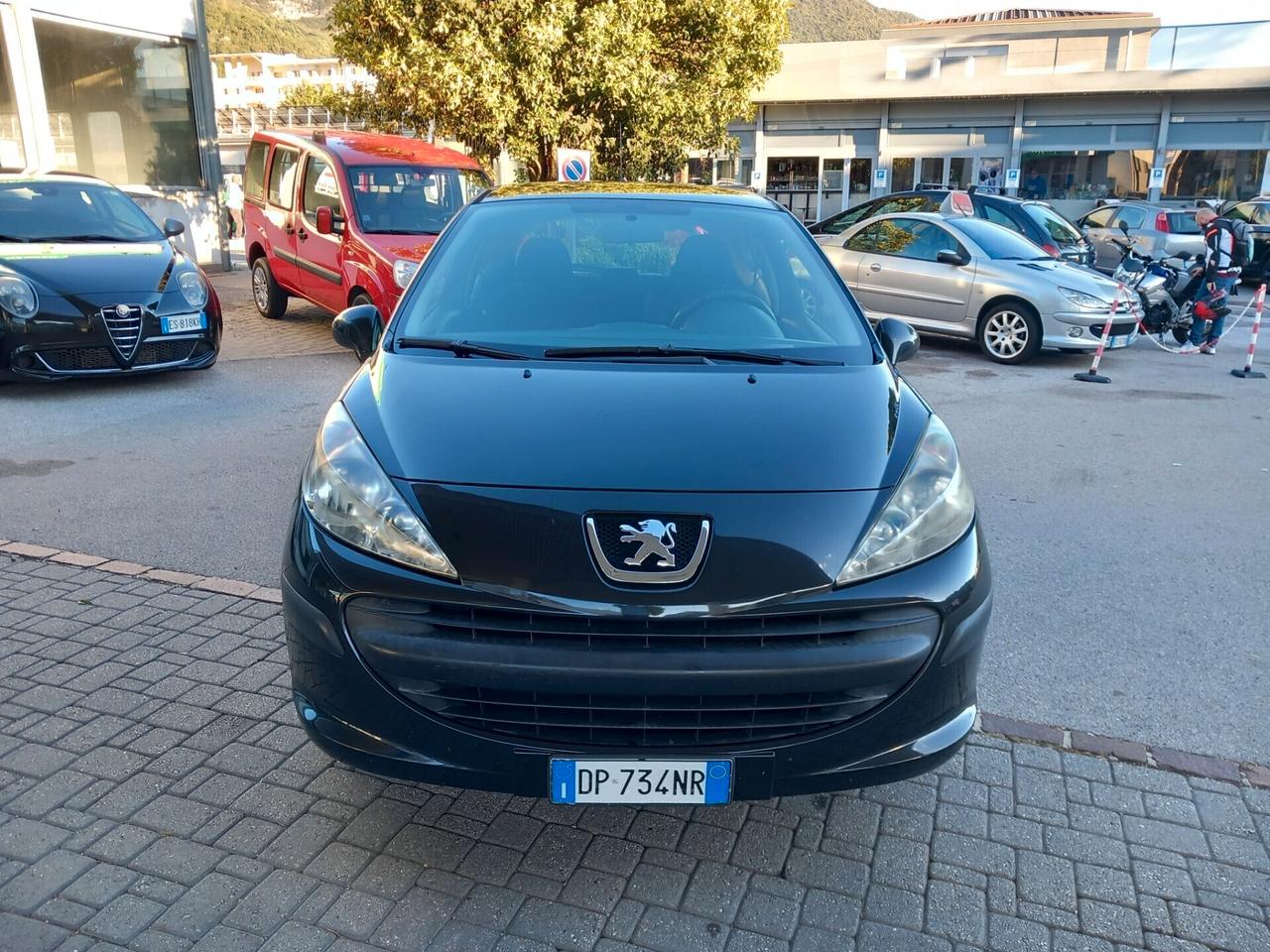 Peugeot 207 1.4 HDi OK NEOPATENTATI