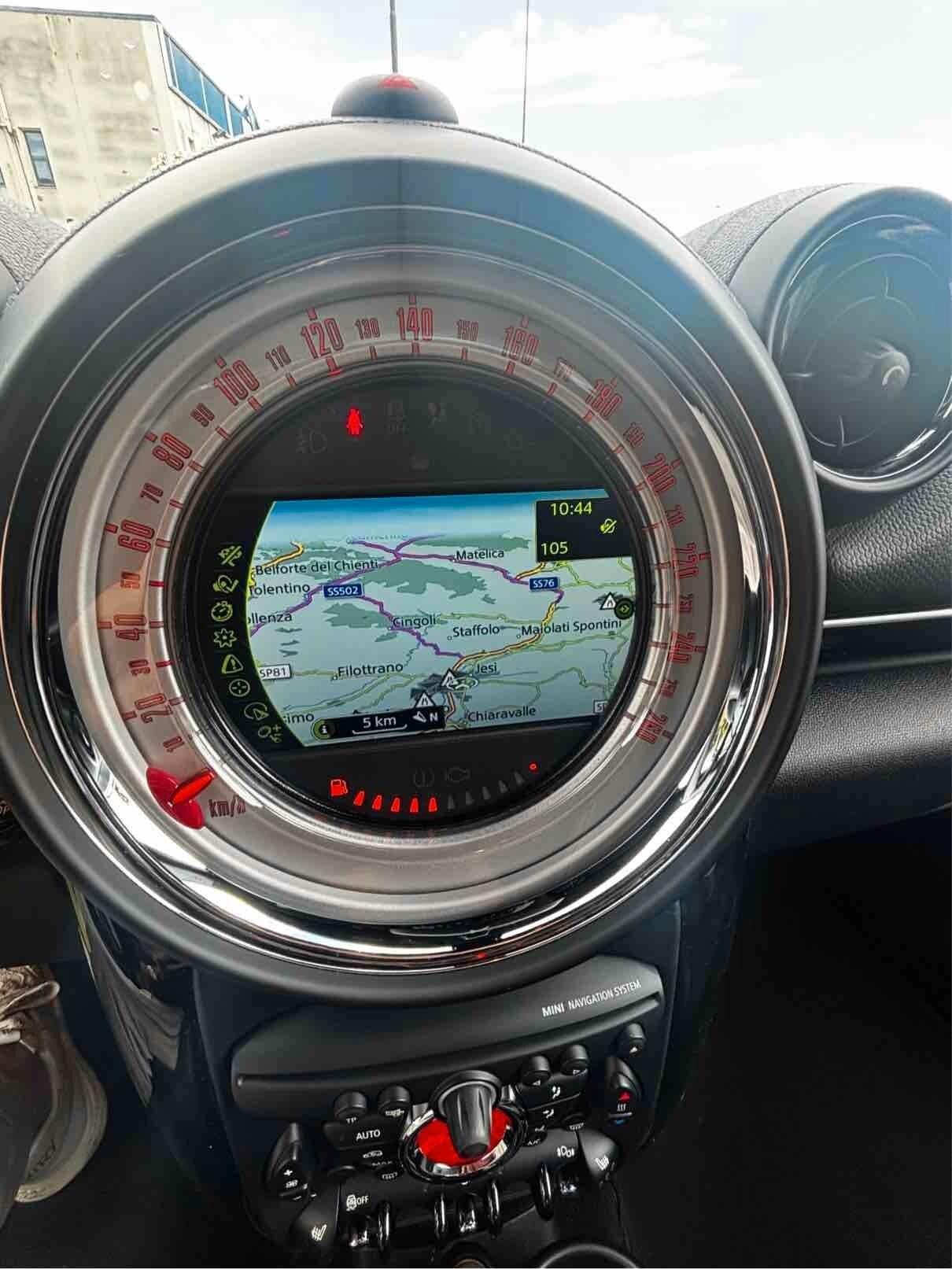 Mini Cooper D Countryman 2.0 Business Automatica
