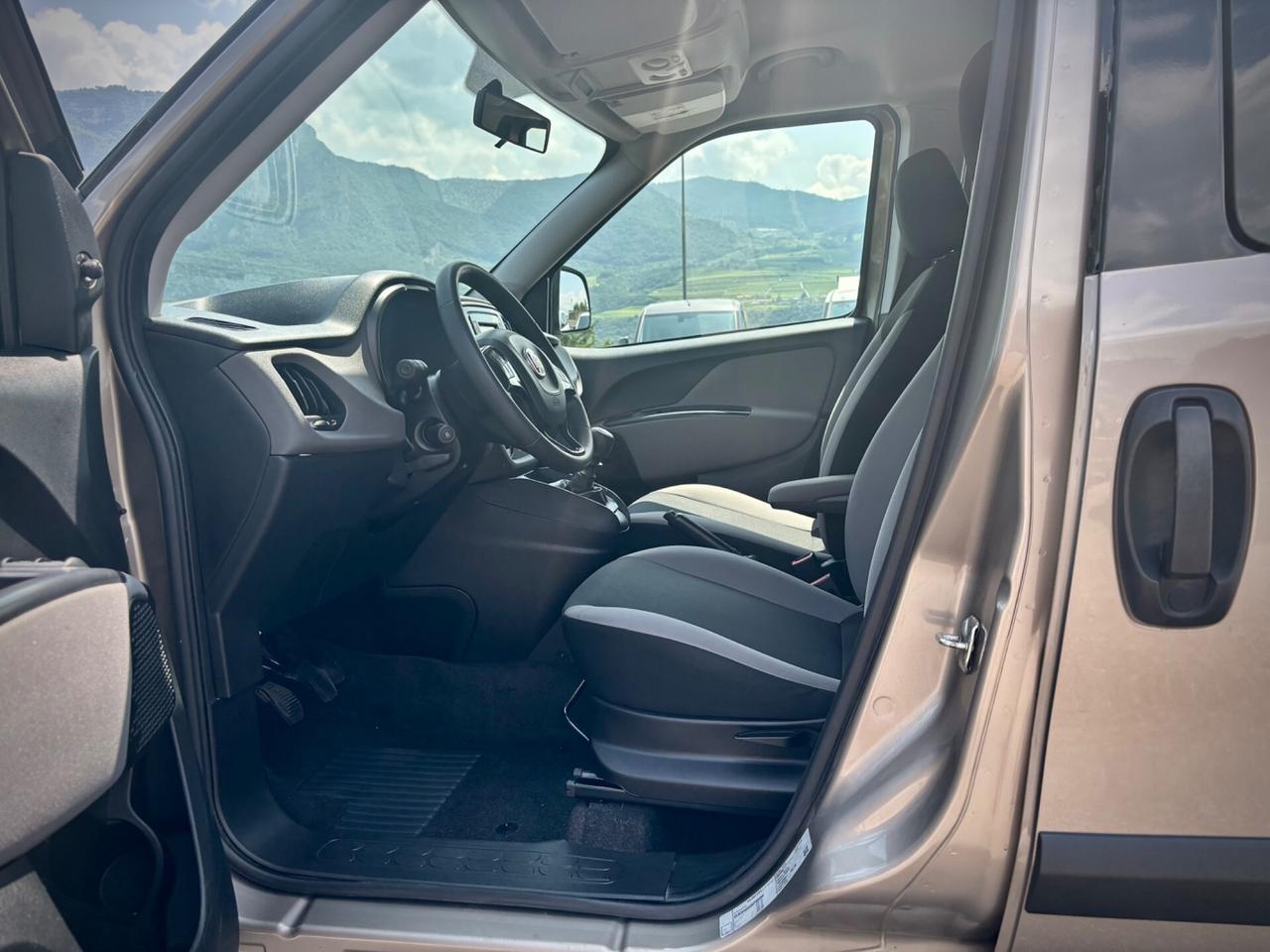 Fiat Doblo 1.4 T-Jet 16V Natural Power Lounge