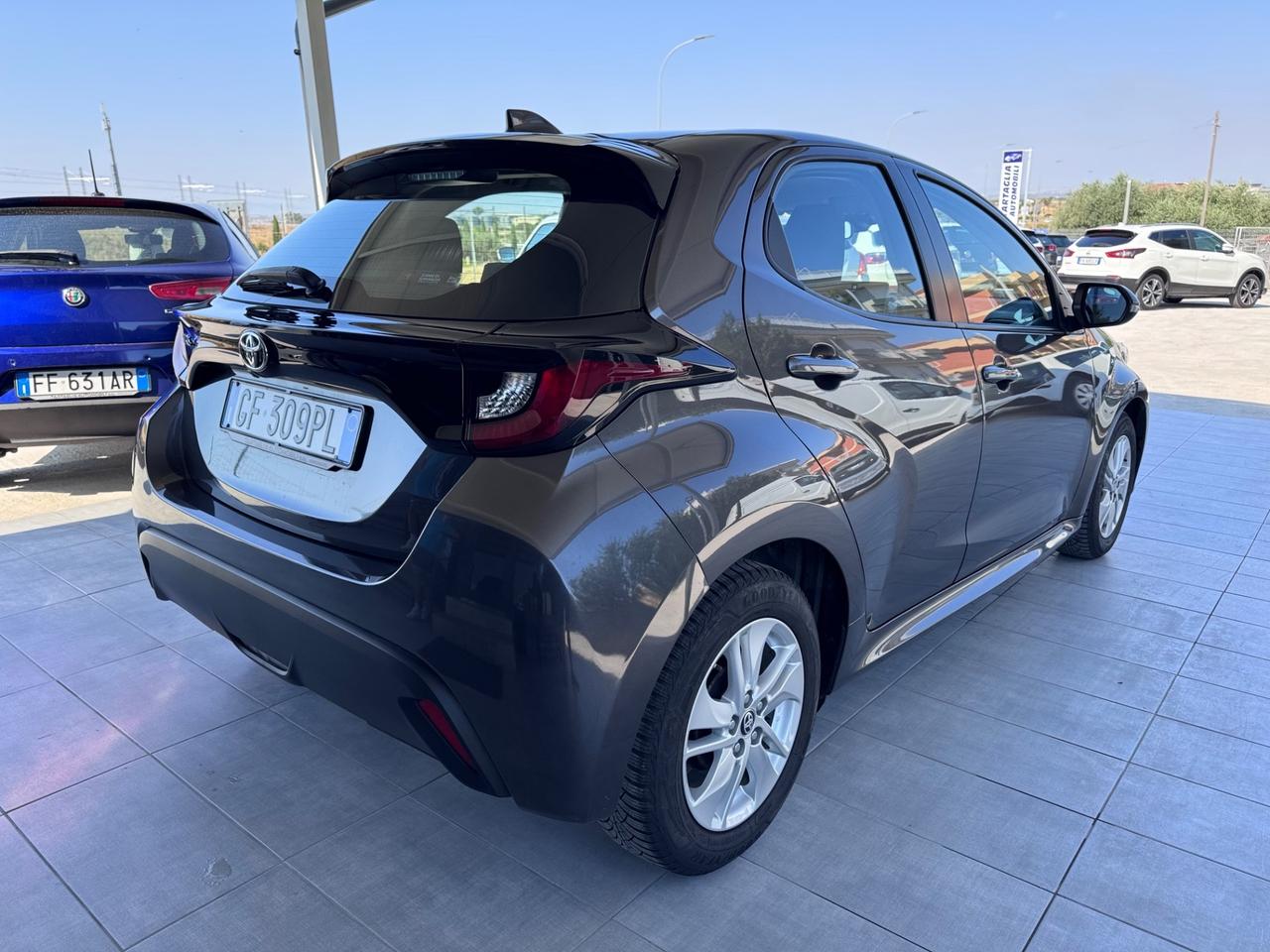 Toyota Yaris 1.0 5 porte Trend