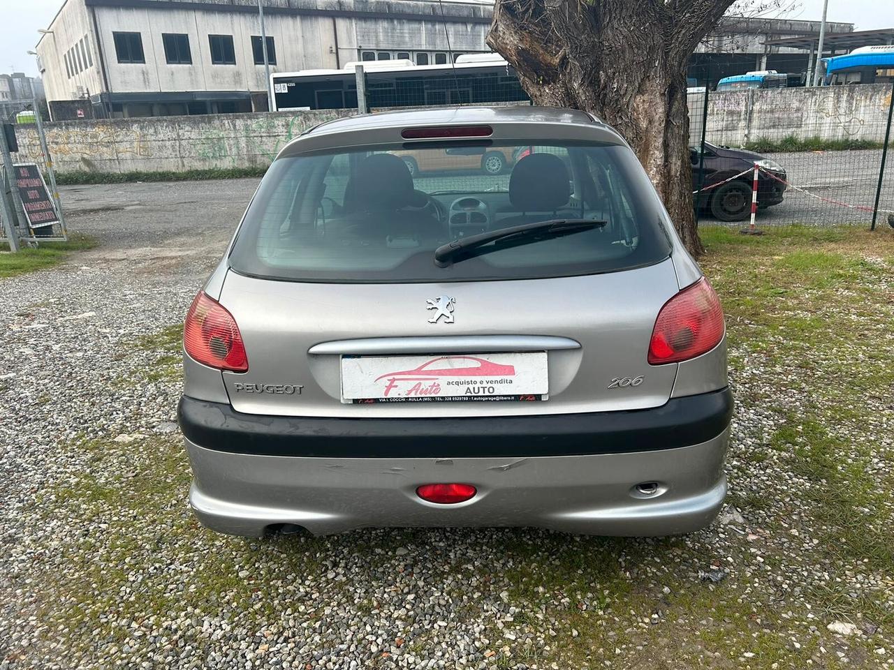 Peugeot 206 1.4 HDi 3p. XT