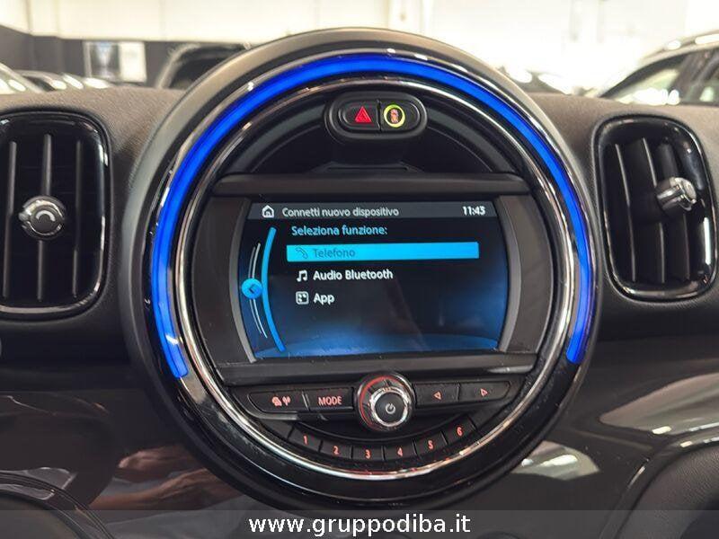 MINI Countryman Mini F60 2017 Diese Mini 2.0 Cooper D Boost auto my18