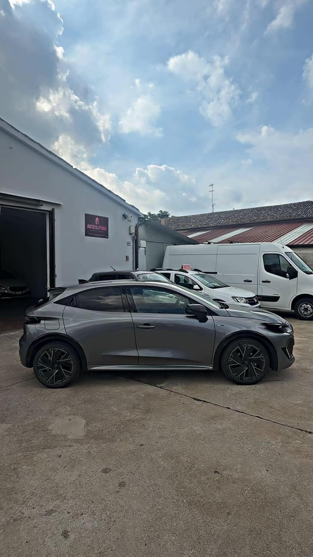 Renault Clio Full Hybrid E-Tech 145 CV 5 porte Esprit Alpine