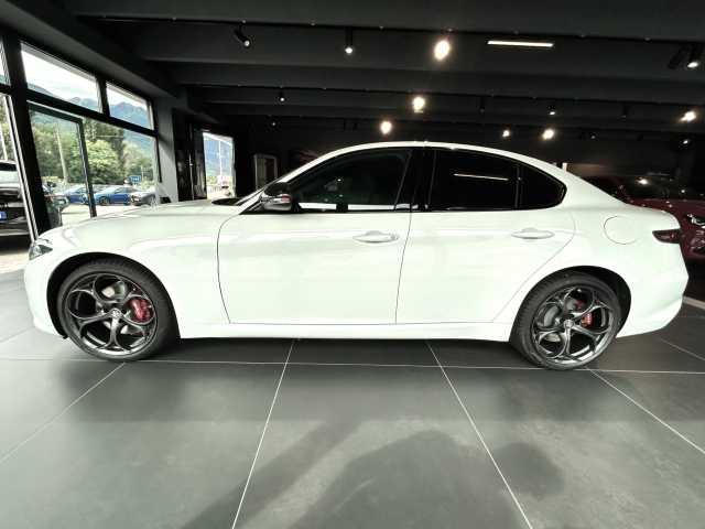 Alfa Romeo Giulia 2.2 Turbodiesel 210 CV AT8 AWD Q4 Tributo Italiano