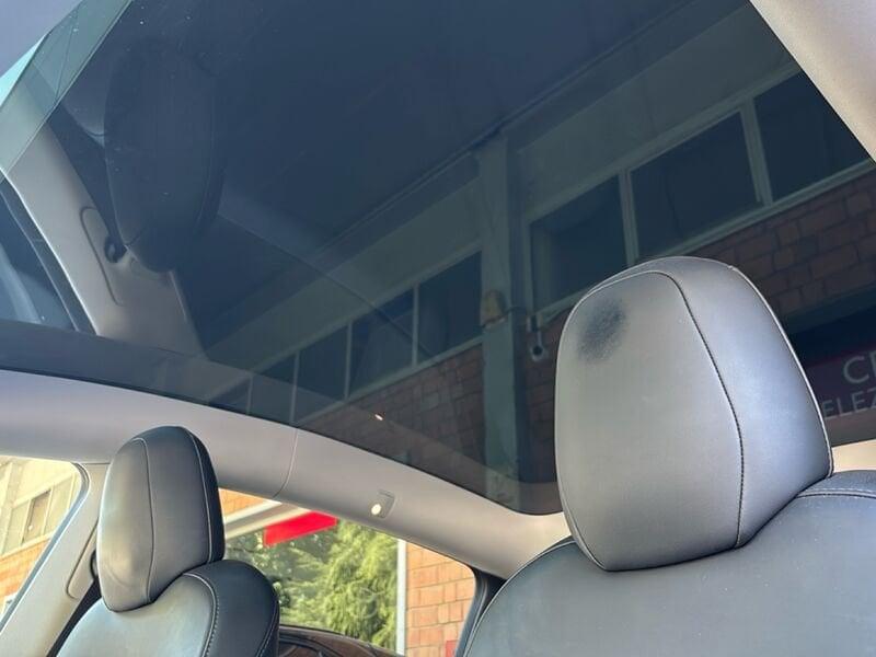 Tesla Model Y 75 kWh Dual Motor Long Range 4WD aut.