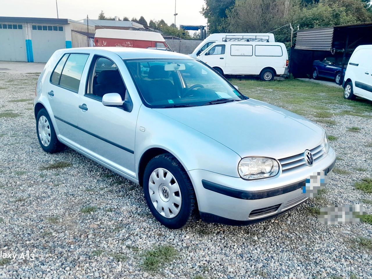 Volkswagen Golf 1.6 16V cat 5 porte Comfortline