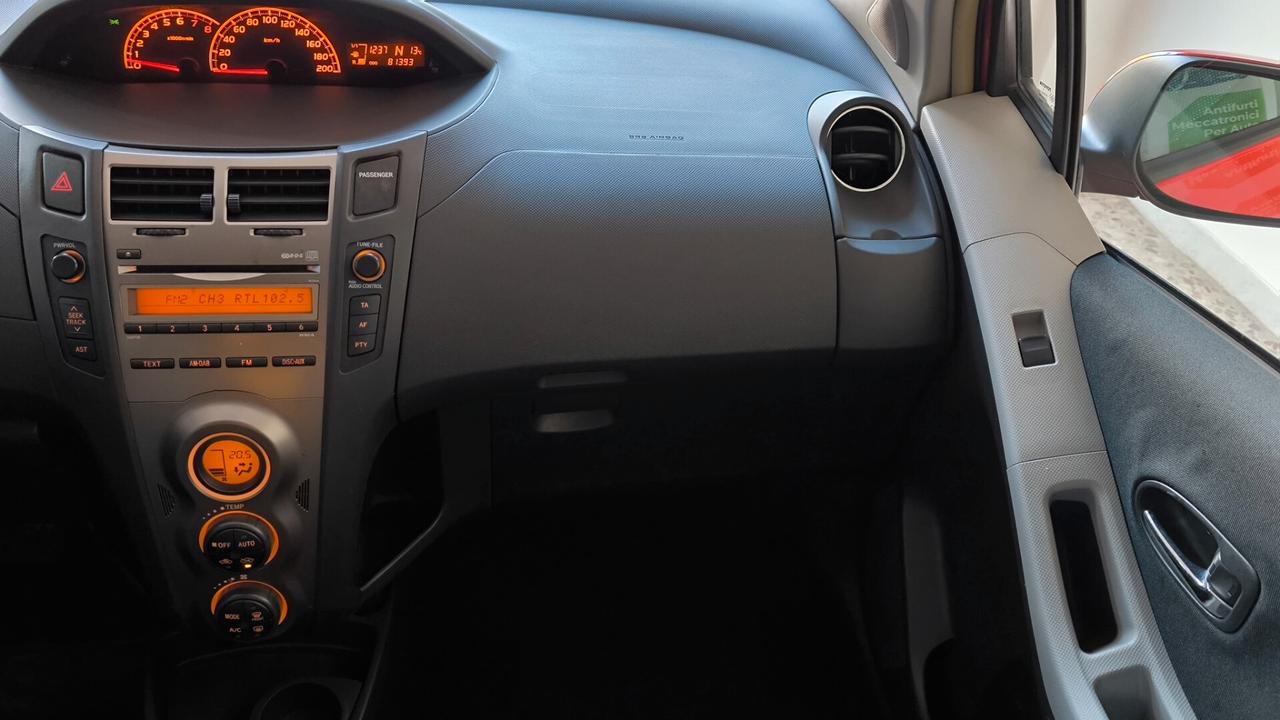 Toyota Yaris 1.3 5 porte M-MT Sol