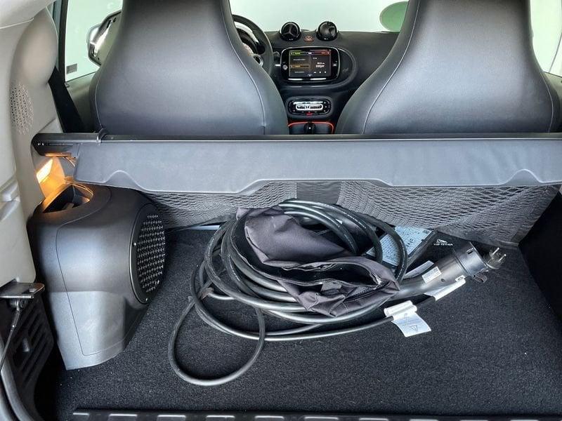 smart fortwo EQ Passion 22kw
