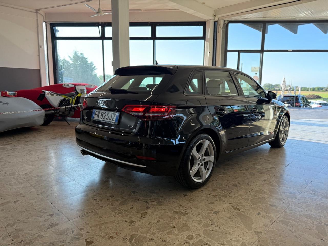 Audi A3 SPB 1.6 TDI 116 CV S tronic Design 02/2018 EURO 6B NEOPATENTATI