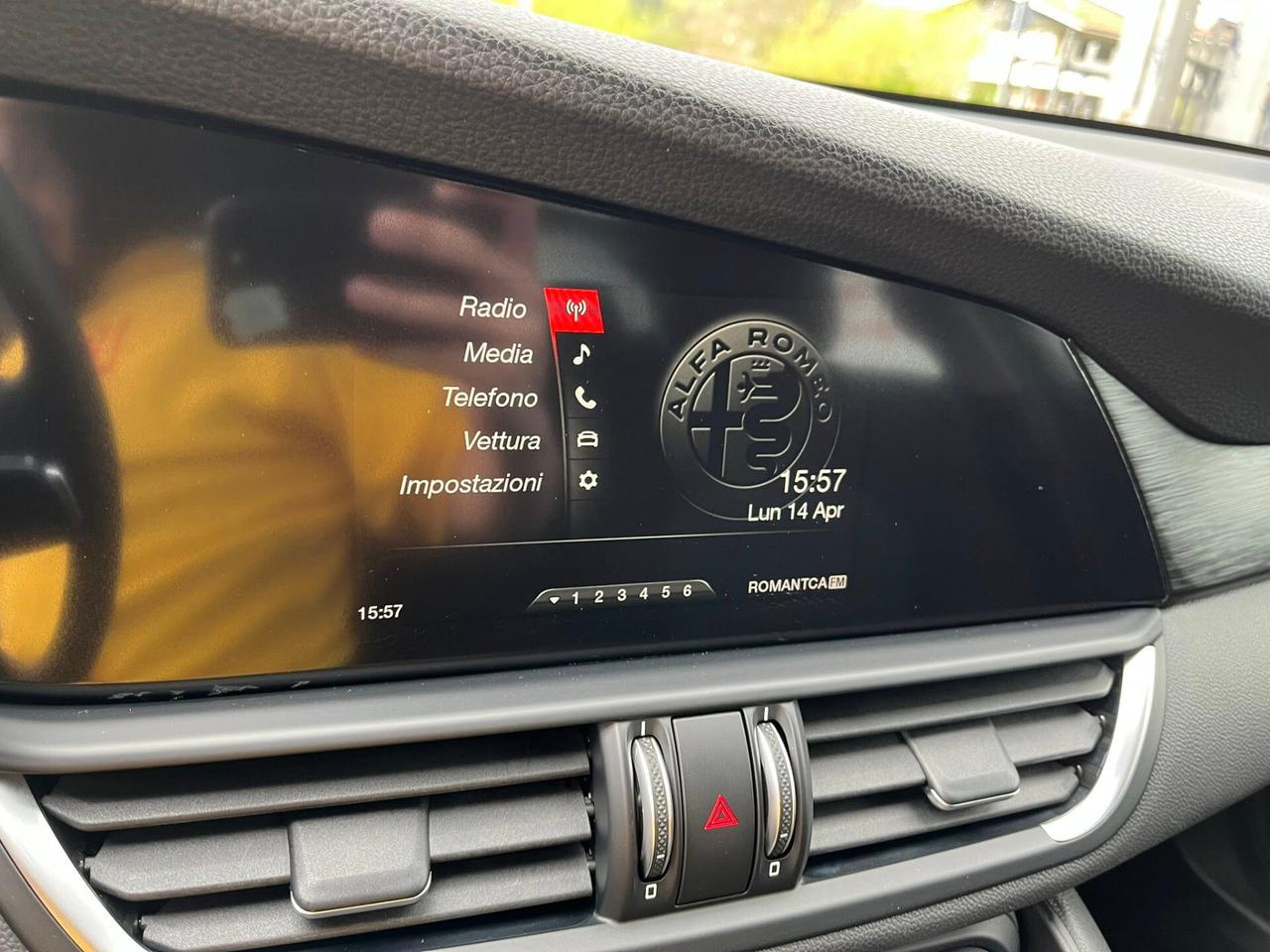 Alfa Romeo Giulia 2.2 Turbodiesel 150CV Business Launch Edition