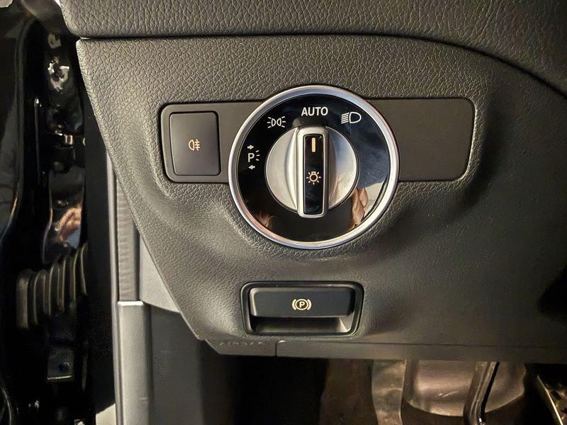 Mercedes-Benz GLA GLA 200 Premium AMG Night Edition