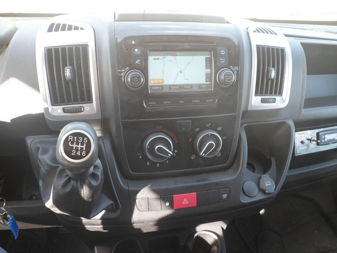 Fiat Ducato furgone medio frigo coibentato