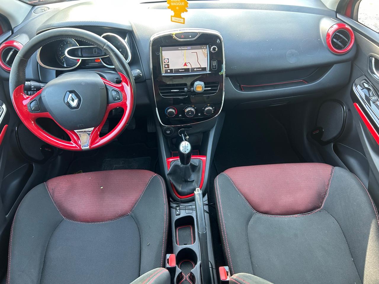 Renault Clio 1.2 75CV 5 porte Live neopatentati permute