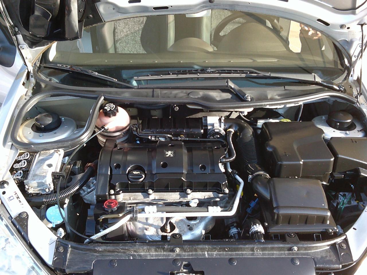 Peugeot 206 1.6 16V CC SOLO KM112000 FULL