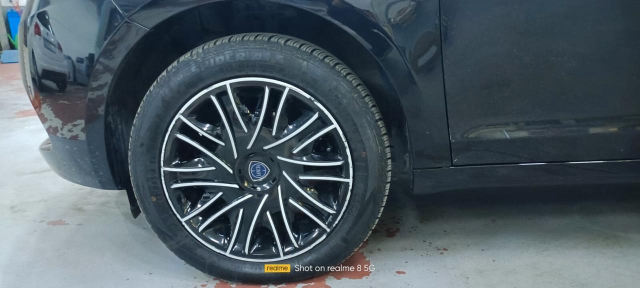 Lancia Ypsilon 1.0 FireFly 5 porte S&S Hybrid Gold Plus ( MOTORE NUOVO FATTURATO )