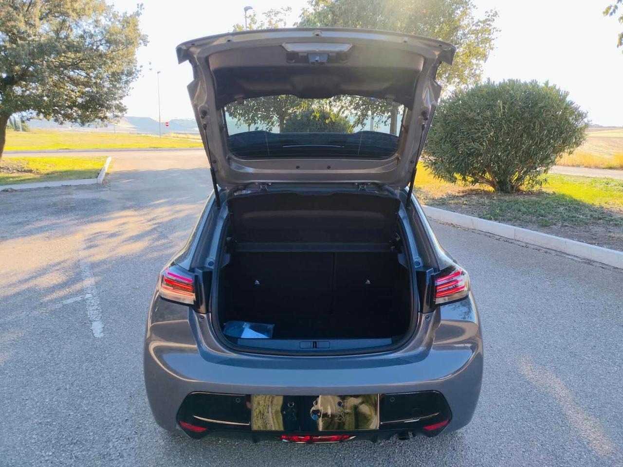 Peugeot 208 Hybrid 110 e-DCS6 Allure