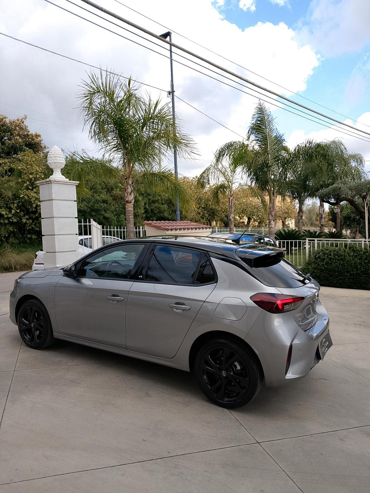 Opel Corsa 1.2 100 CV GS Line