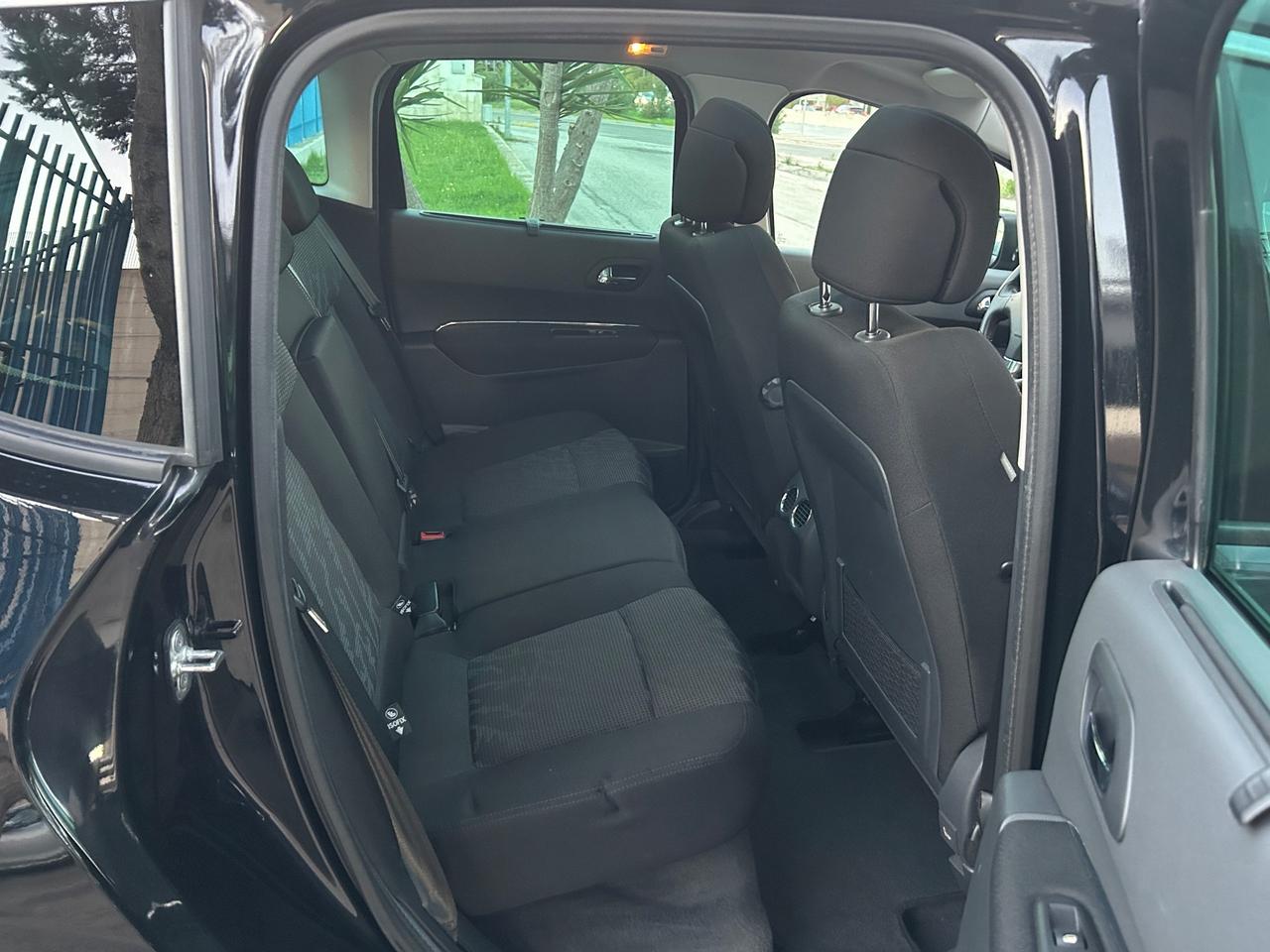 Peugeot 3008 1.6 HDi 115 cv 2011 automatica