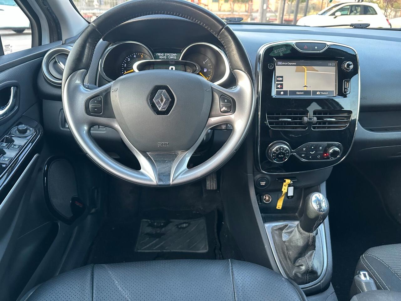 Renault Clio SPORTER*1.5DCI*COSTUME NATIONAL*90CV*NAVI*KAMERA*
