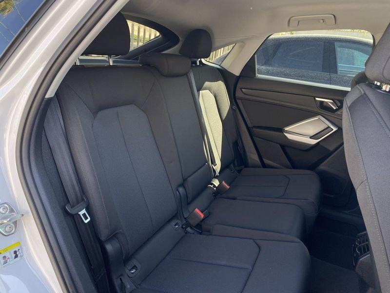 Audi Q3 SPB S Line esterno 2.0 TDI 150CV S-Tronic 35