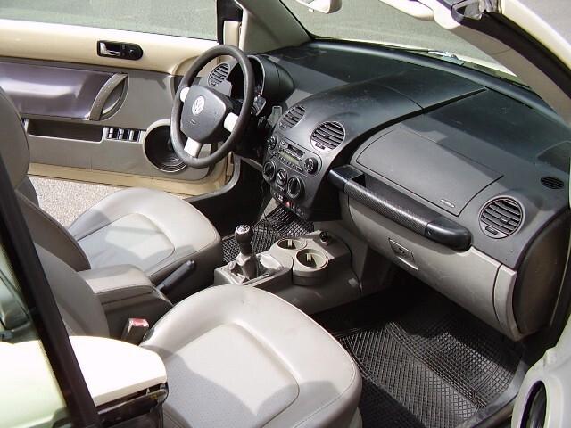 Volkswagen New Beetle 1.4 Cabrio GPL NEOPèATENTATI