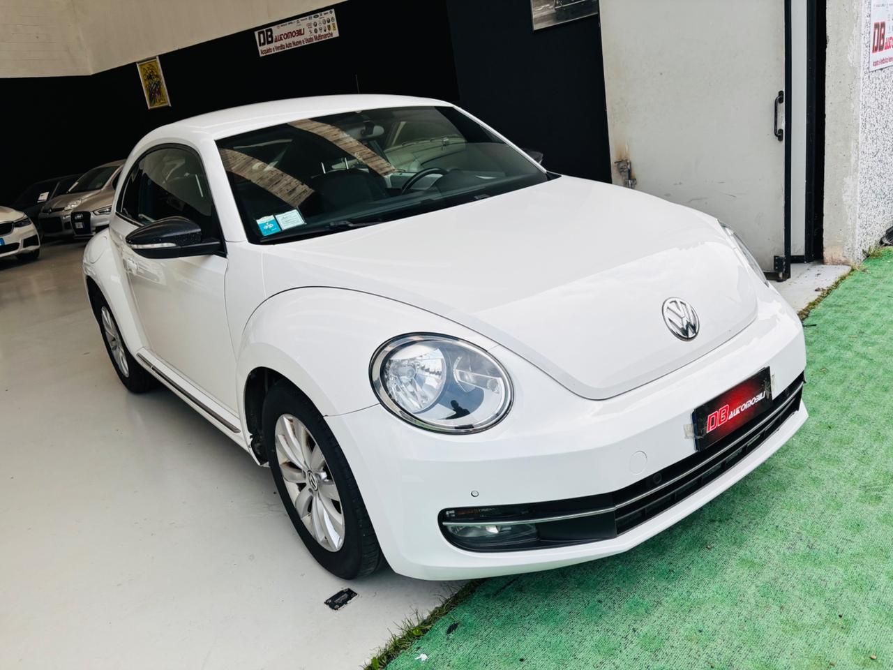 Volkswagen Maggiolino 1.6 TDI DSG Design