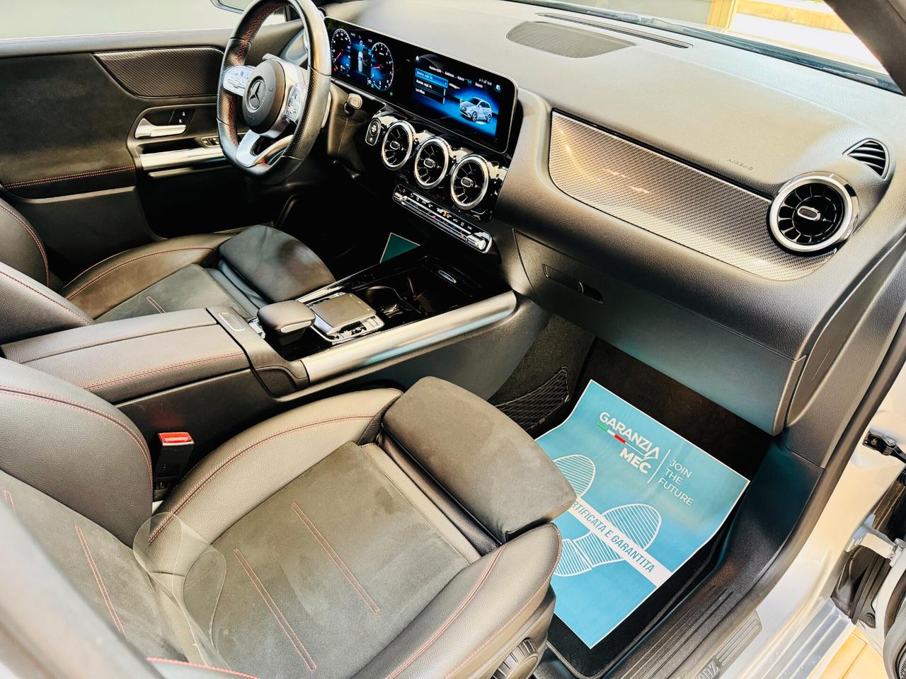 Mercedes-benz B 180 AMG Autom. CarPlay / RetroCamera