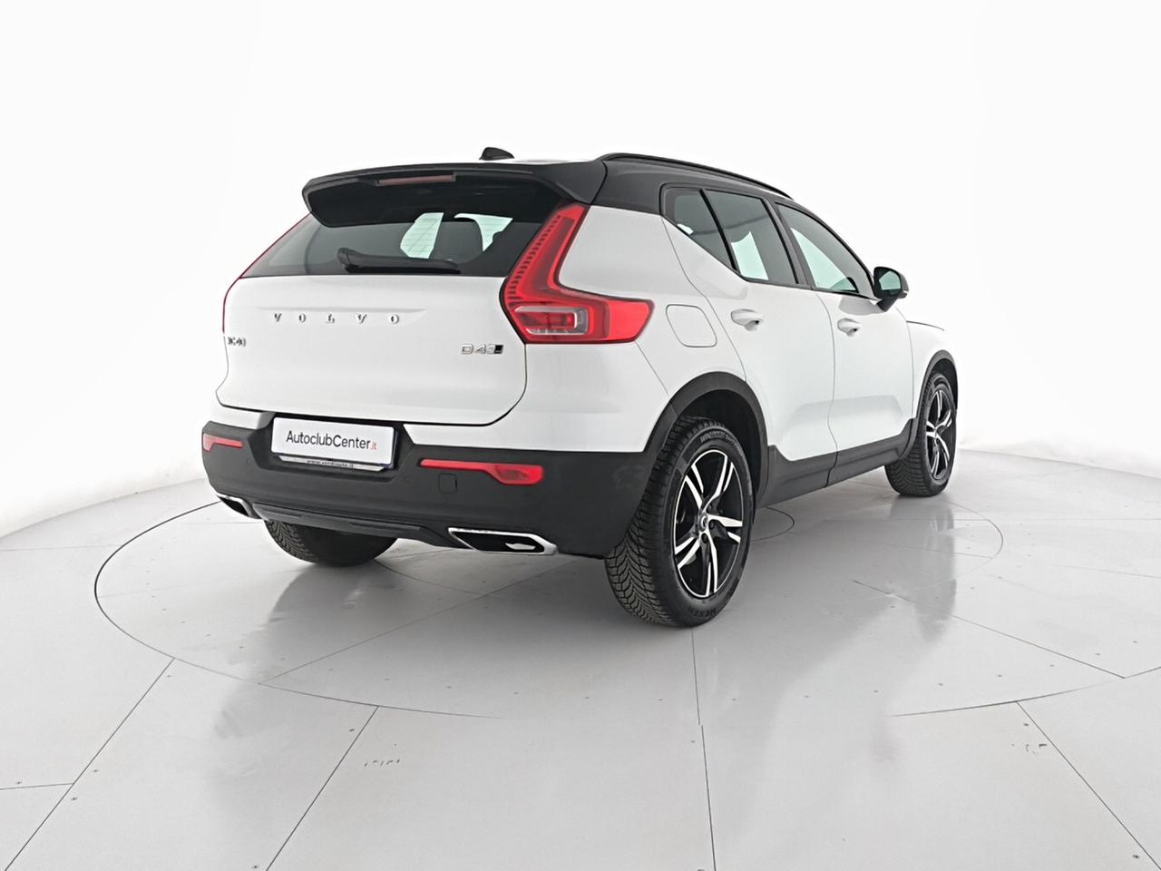 Volvo XC40 2.0 d4 R-design awd