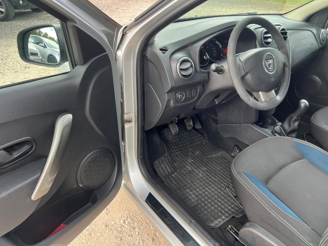 Dacia Logan MCV 1.2 75CV Lauréate NEOPATENTATI PERMUTE RATE GARANZIA