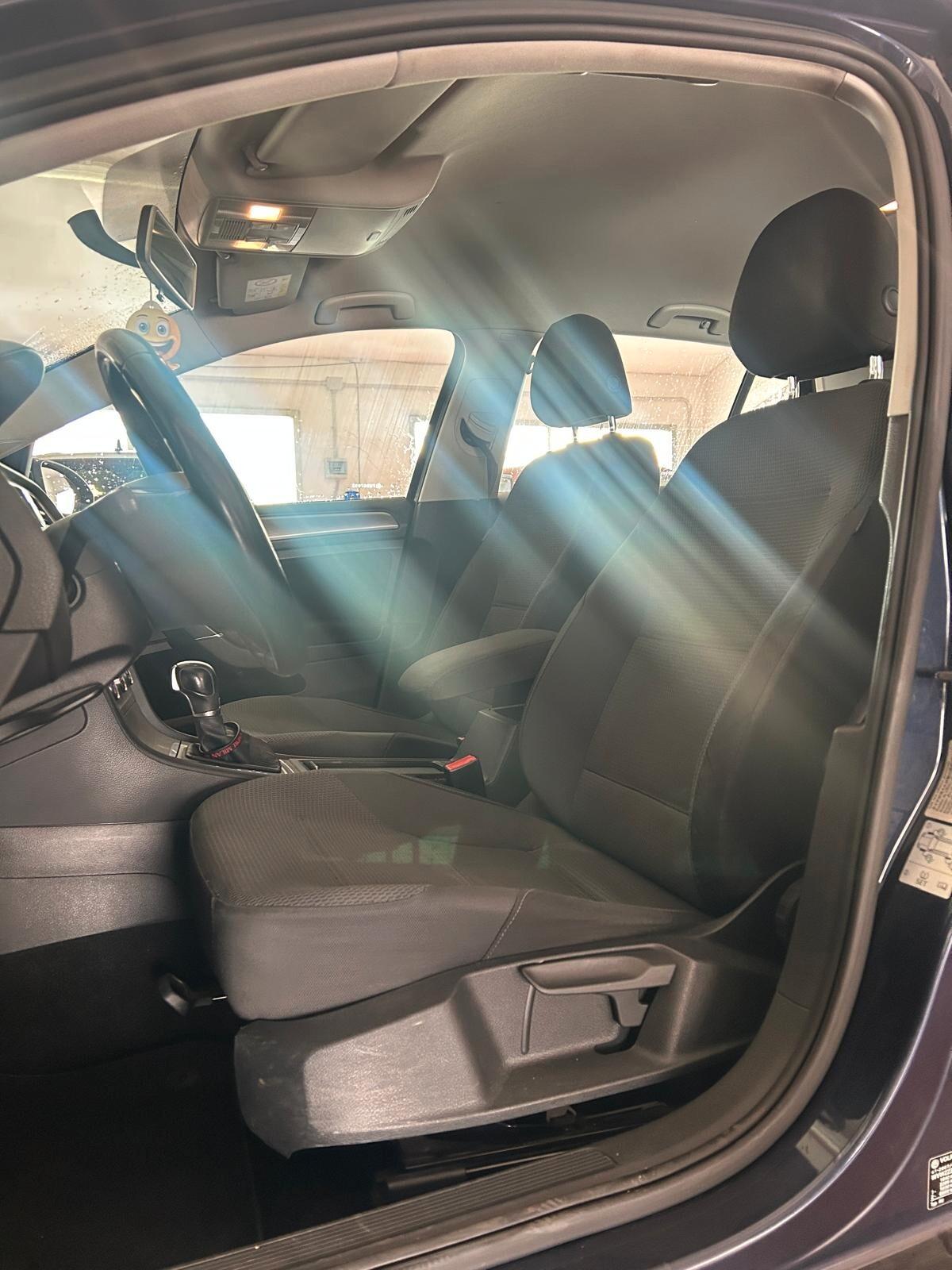 Volkswagen Golf Business 1.6 TDI 5p. Highline BlueMotion Technology