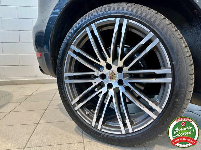 PORSCHE Macan 2.0 *TETTO*SPORT CHRONO*COCOA*SCARICO*CARPLAY*