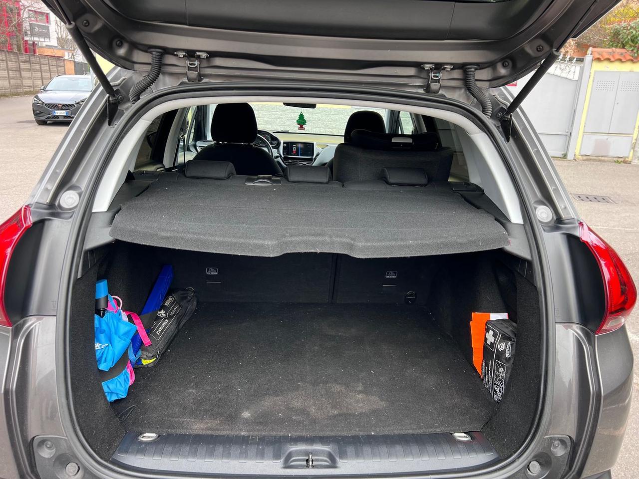 Peugeot 2008 1.2 PureTech 82 #9549