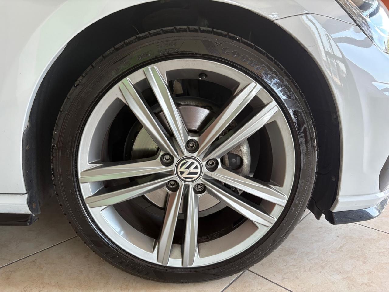 Volkswagen Golf 1.5 TSI ACT DSG R LINE PERMUTE FINANZIAMENTI