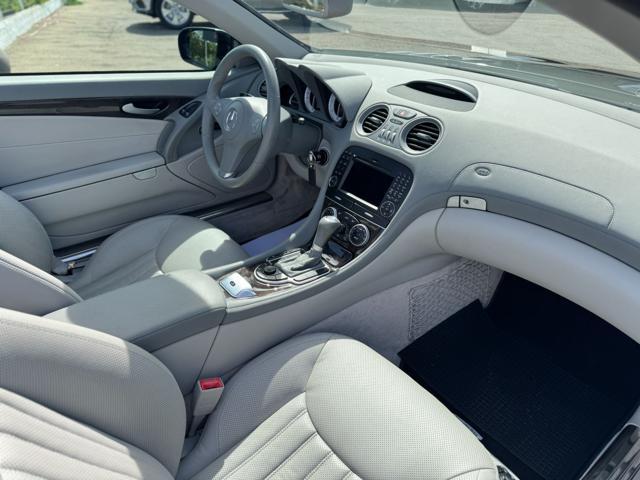 MERCEDES-BENZ SL 500 V8 Sport (Tetto panorama-19" AMG-Full Opt.)